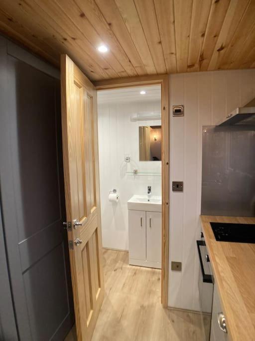 The Ashmere Tiny House Coldingham Extérieur photo